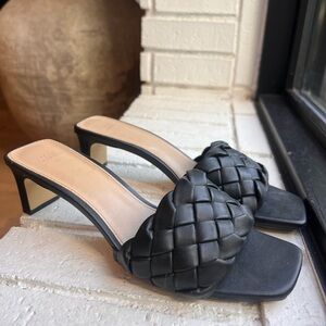 Timeless Zara Braided black leather slides. Bottega-inspired. Size 39. 2.5” heel